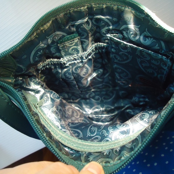 STONEMOUNTAIN Aquamarine Crossbody Bag Genuine Leather Turquoise Logo - Picture 10 of 14